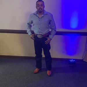 Meet your Posher, Leonel